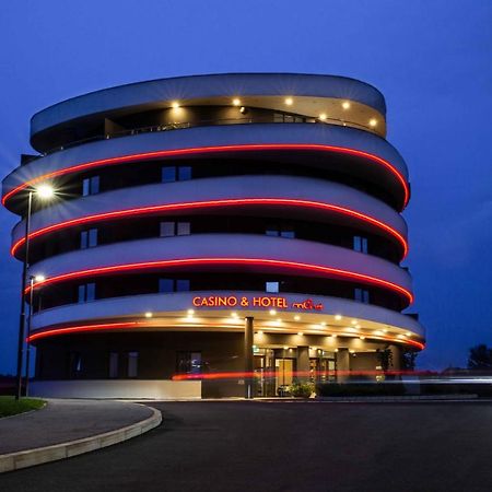 Mond, Resort & Entertainment Sentilj Buitenkant foto